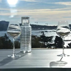 Avec Vue Et Terrasse Appartement